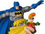 MAFEX Batman: The Dark Knight Returns No.139 Batman (Blue Ver.) & Robin